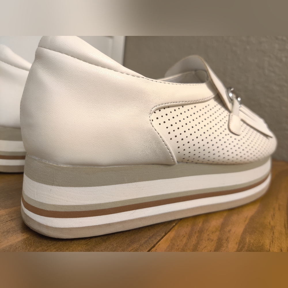 Crown & Ivy White Bosco Loafer Sneakers - Picture 3 of 8
